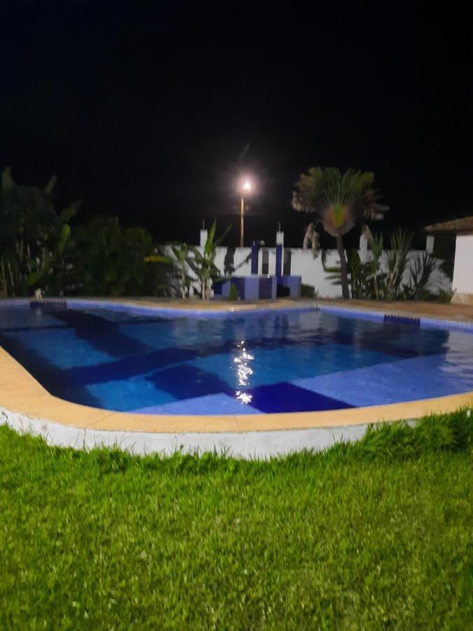 Barra de Jacuípe Casa Estrela E Solヴィラ エクステリア 写真